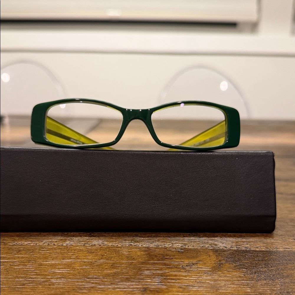 Miu Miu vintage Green Rectangular Glasses - Picture 2 of 9